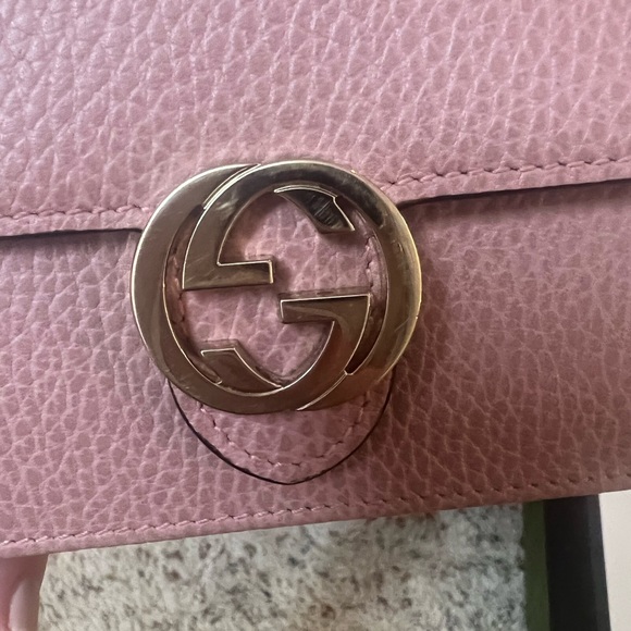 Like new wallet on chain - Picture 2 of 4